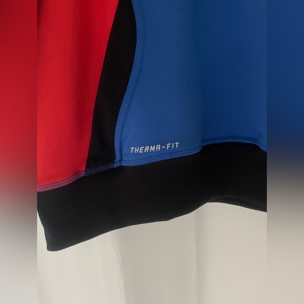 Jordan Boys Black, Red, and Blue Sweater with hoodie size XL boys - Picture 2 of 7